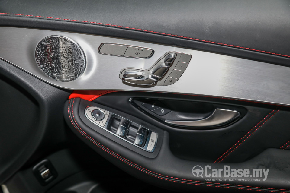 Mercedes-Benz AMG GLC Coupe C253 (2017) Interior