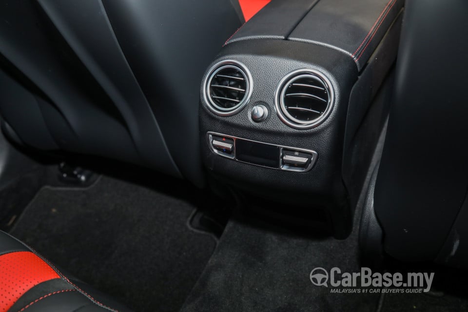 Mercedes-Benz AMG GLC Coupe C253 (2017) Interior