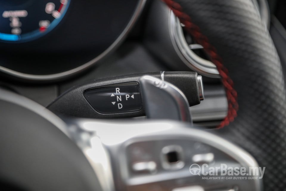 Mercedes-Benz AMG GLC Coupe C253 (2017) Interior