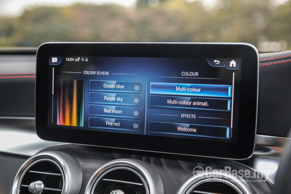 Mercedes-Benz AMG GLC Coupe C253 (2017) Interior