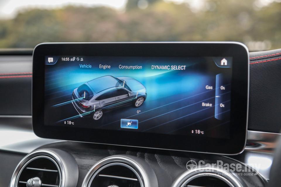 Mercedes-Benz AMG GLC Coupe C253 (2017) Interior
