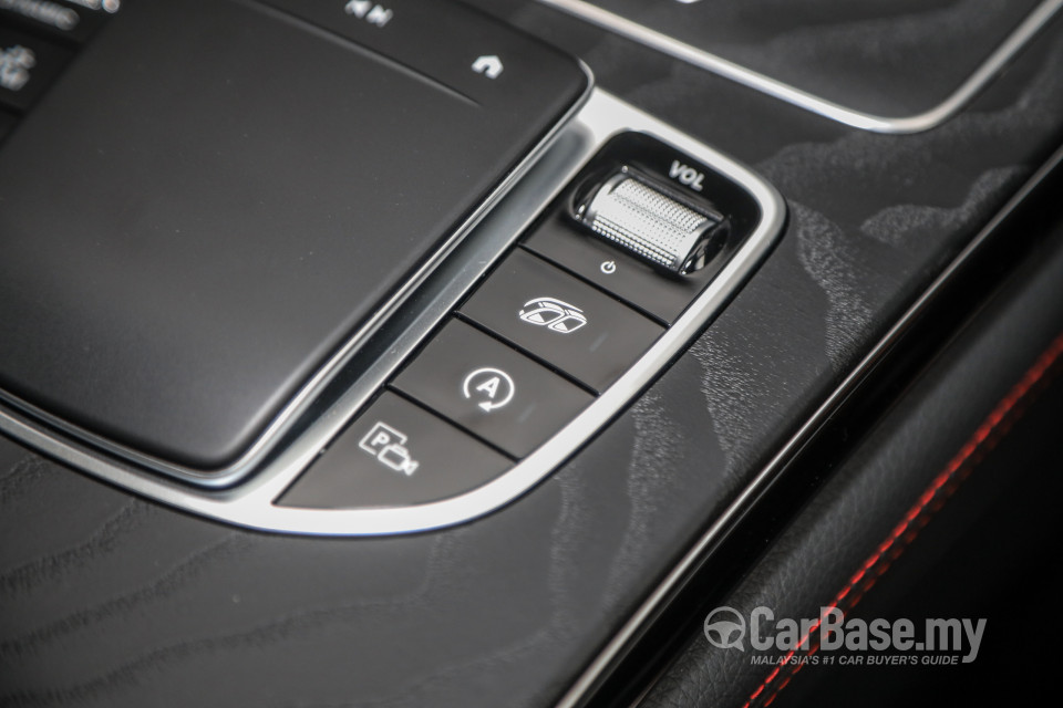 Mercedes-Benz AMG GLC Coupe C253 (2017) Interior