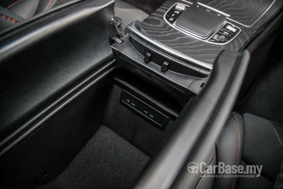 Mercedes-Benz AMG GLC Coupe C253 (2017) Interior