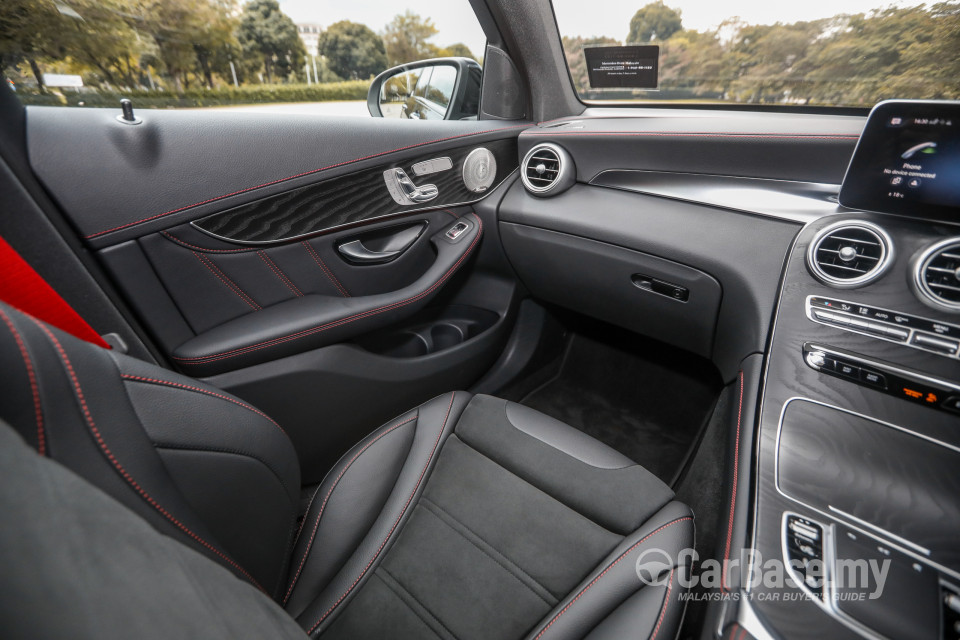 Mercedes-Benz AMG GLC Coupe C253 (2017) Interior