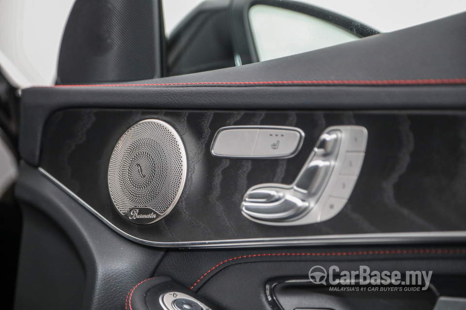 Mercedes-Benz AMG GLC Coupe C253 (2017) Interior