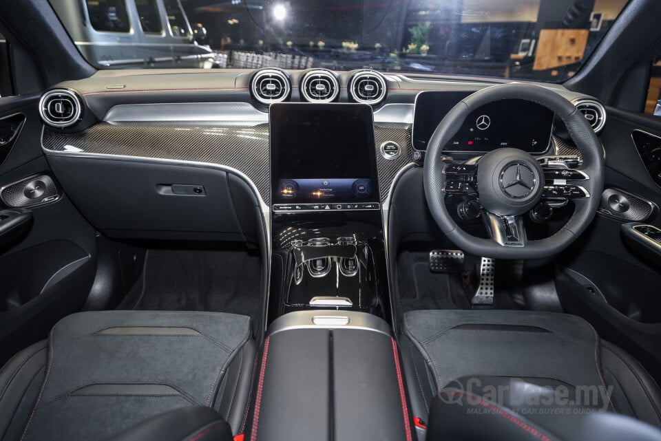 Mercedes-Benz AMG GLC Coupe C254 (2024) Interior