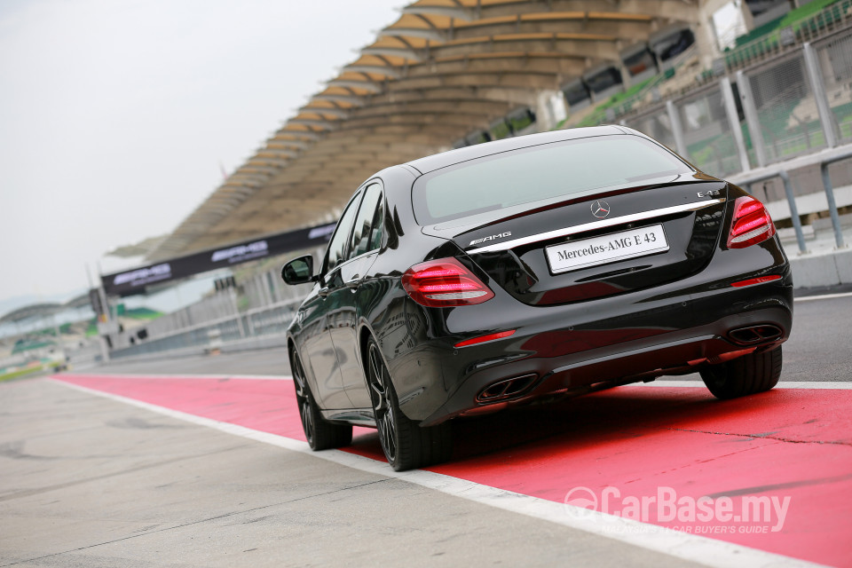 Mercedes-Benz AMG E-Class W213 (2017) Exterior