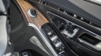 Mercedes-Benz Maybach S-Class Interior photo