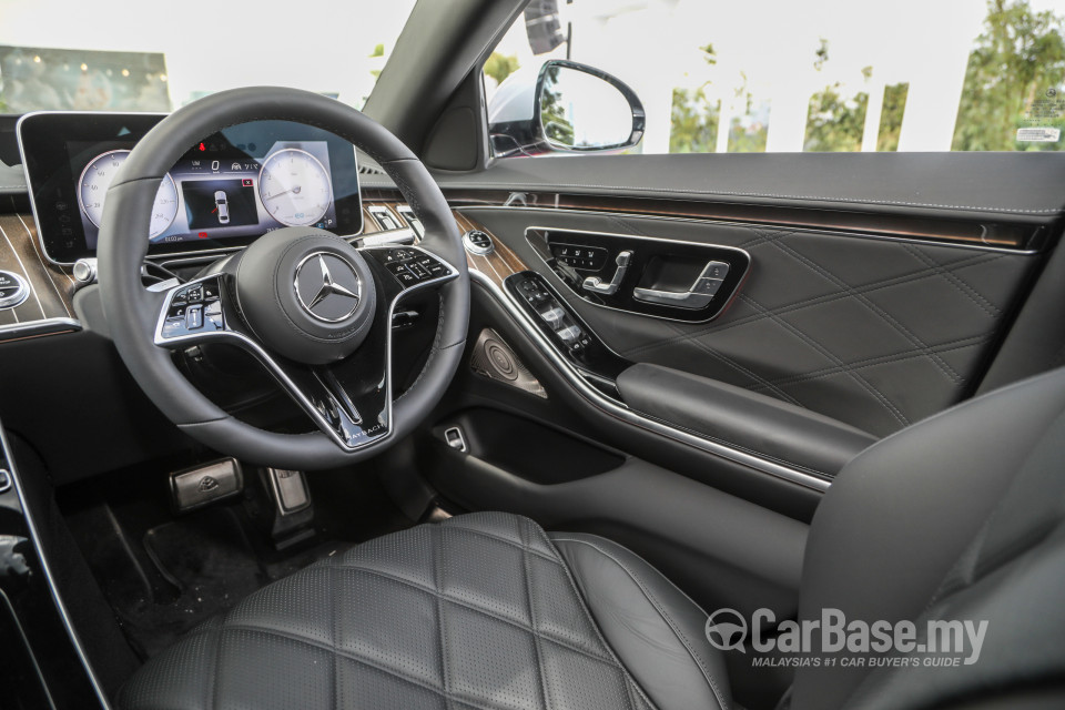 Mercedes-Benz Maybach S-Class Z223 (2022) Interior