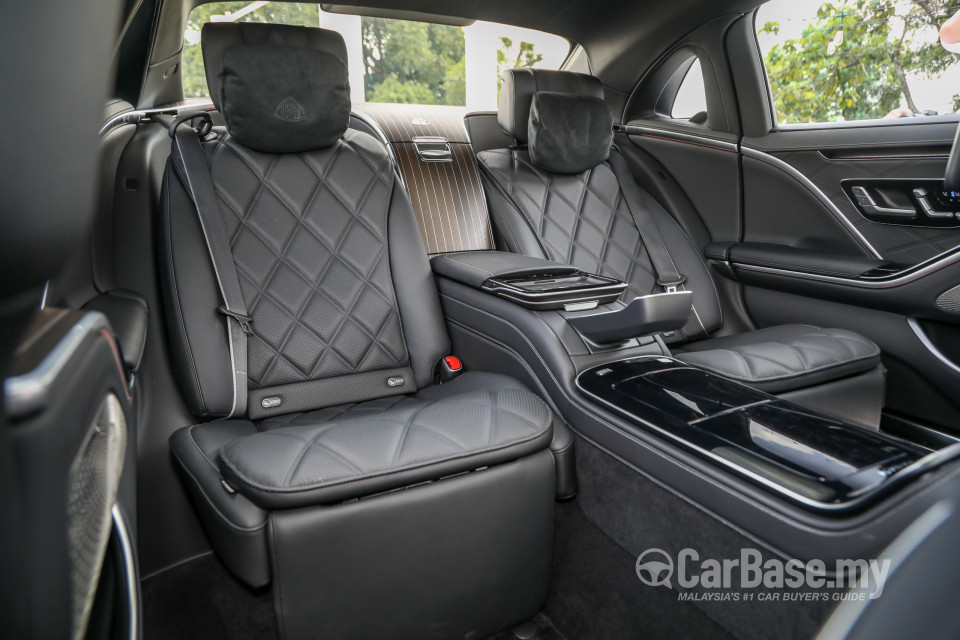 Mercedes-Benz Maybach S-Class Z223 (2022) Interior