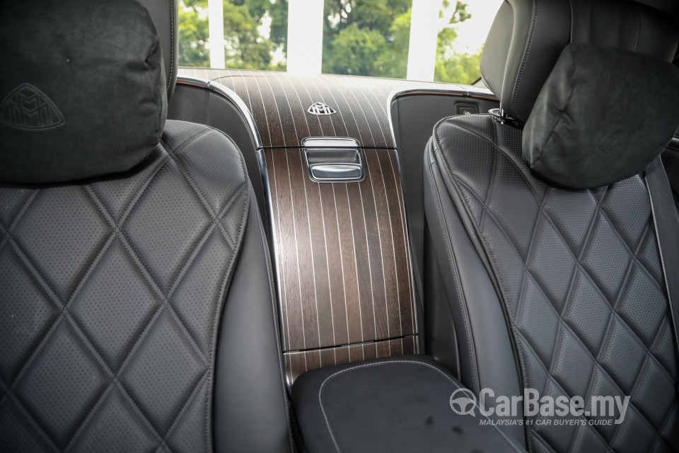 Mercedes-Benz Maybach S-Class Z223 (2022) Interior