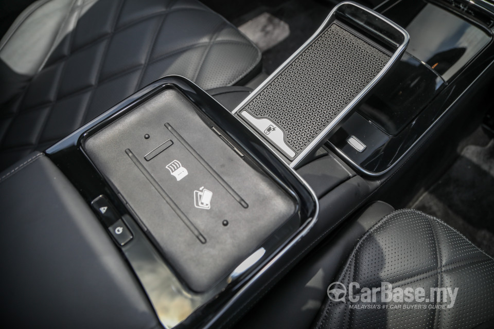 Mercedes-Benz Maybach S-Class Z223 (2022) Interior