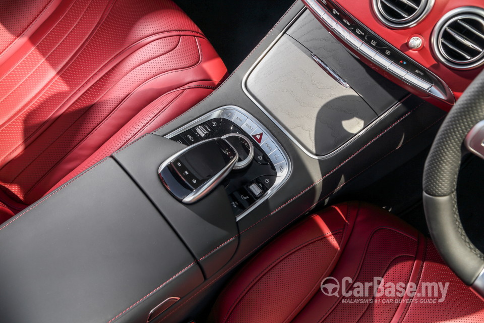 Mercedes-Benz S-Class Cabriolet A217 Facelift (2018) Interior
