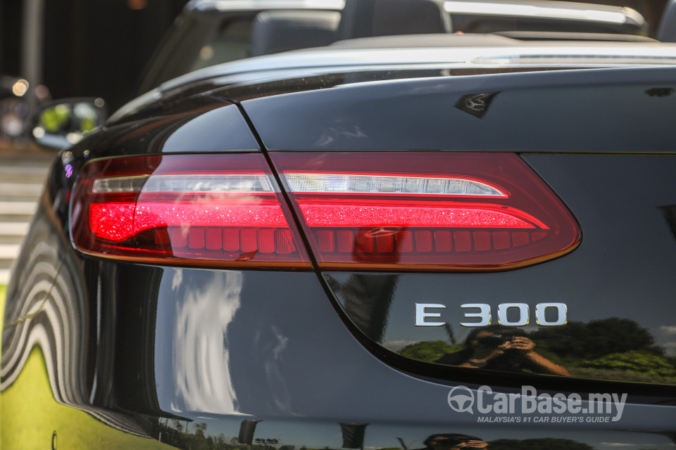 Mercedes-Benz E-Class Cabriolet A238 (2018) Exterior