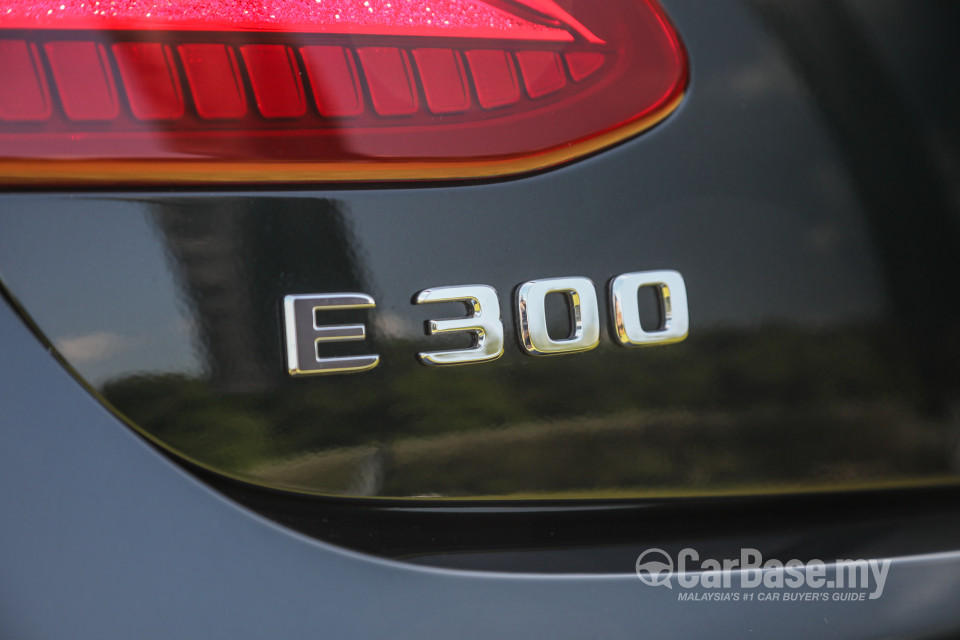 Mercedes-Benz E-Class Cabriolet A238 (2018) Exterior
