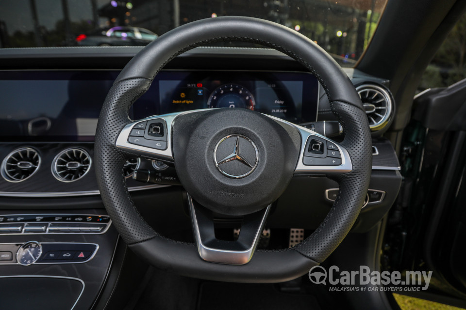 Mercedes-Benz E-Class Cabriolet A238 (2018) Interior