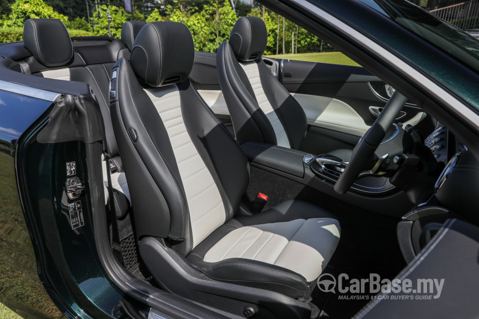 Mercedes-Benz E-Class Cabriolet A238 (2018) Interior