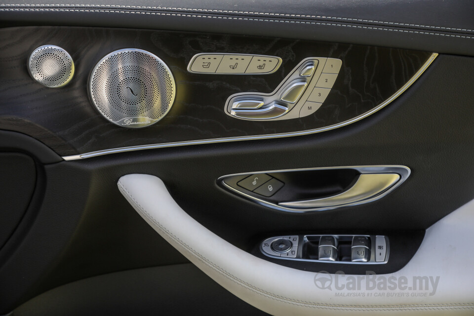 Mazda MX-5 ND (2015) Interior