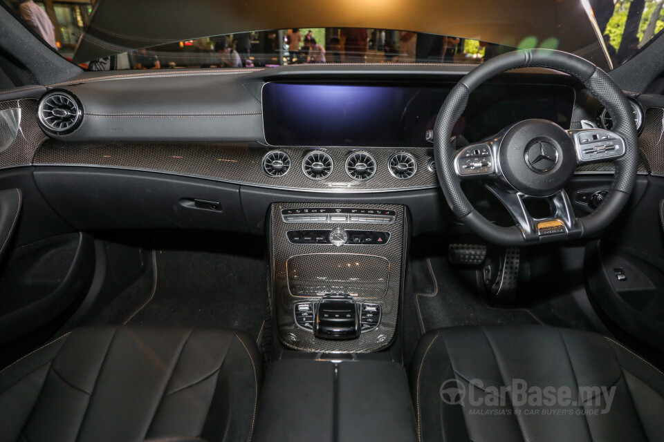 Subaru WRX GJ (2014) Interior