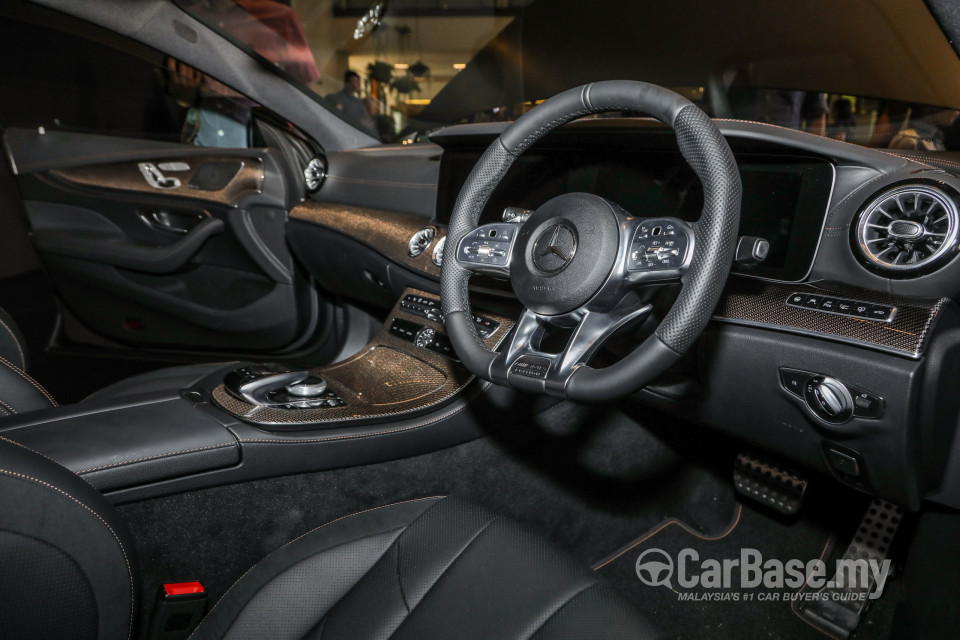 Mercedes-Benz AMG CLS C257 (2018) Interior