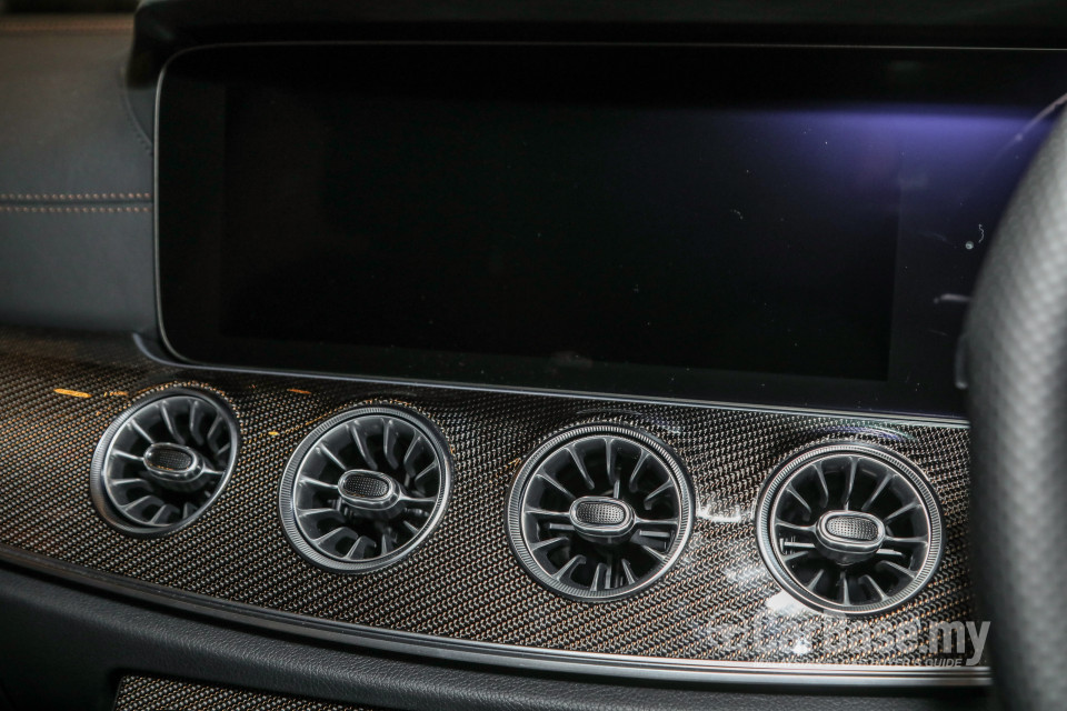 Mercedes-Benz AMG CLS C257 (2018) Interior