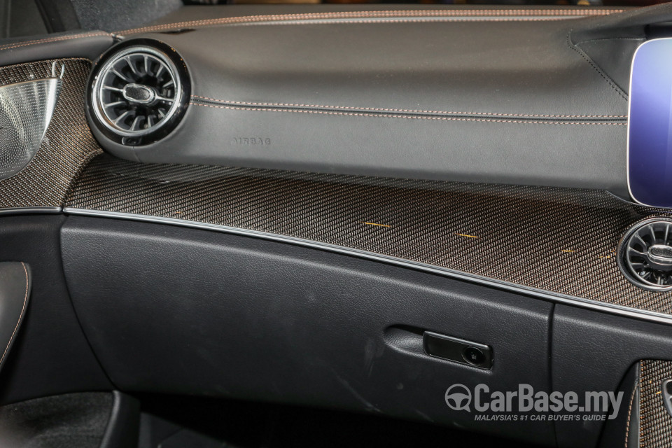 Mercedes-Benz AMG CLS C257 (2018) Interior