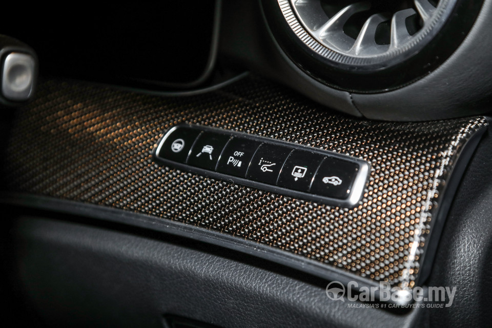 Mercedes-Benz AMG CLS C257 (2018) Interior
