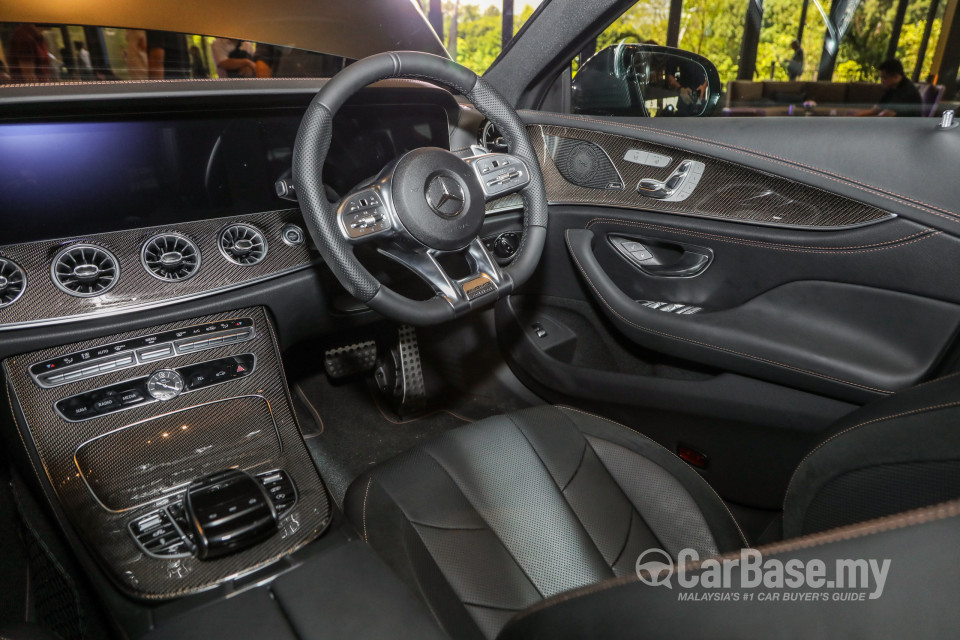 Mercedes-Benz AMG CLS C257 (2018) Interior