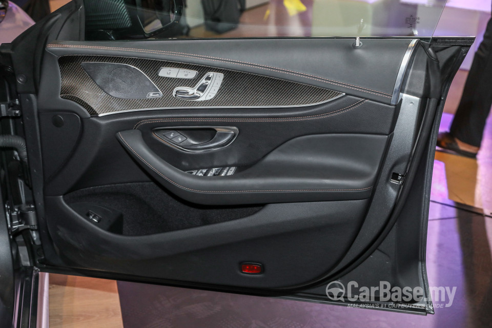 Mercedes-Benz AMG CLS C257 (2018) Interior