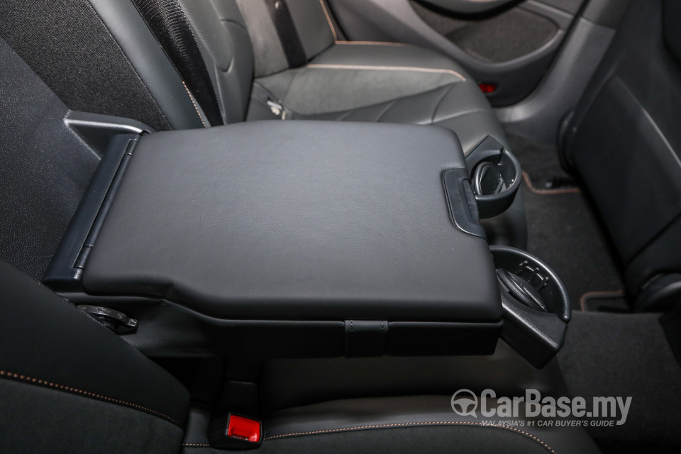 Mercedes-Benz AMG CLS C257 (2018) Interior