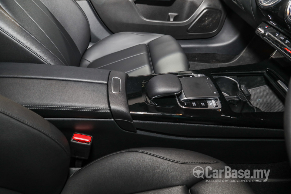 Mercedes-Benz A-Class Sedan V177 (2019) Interior