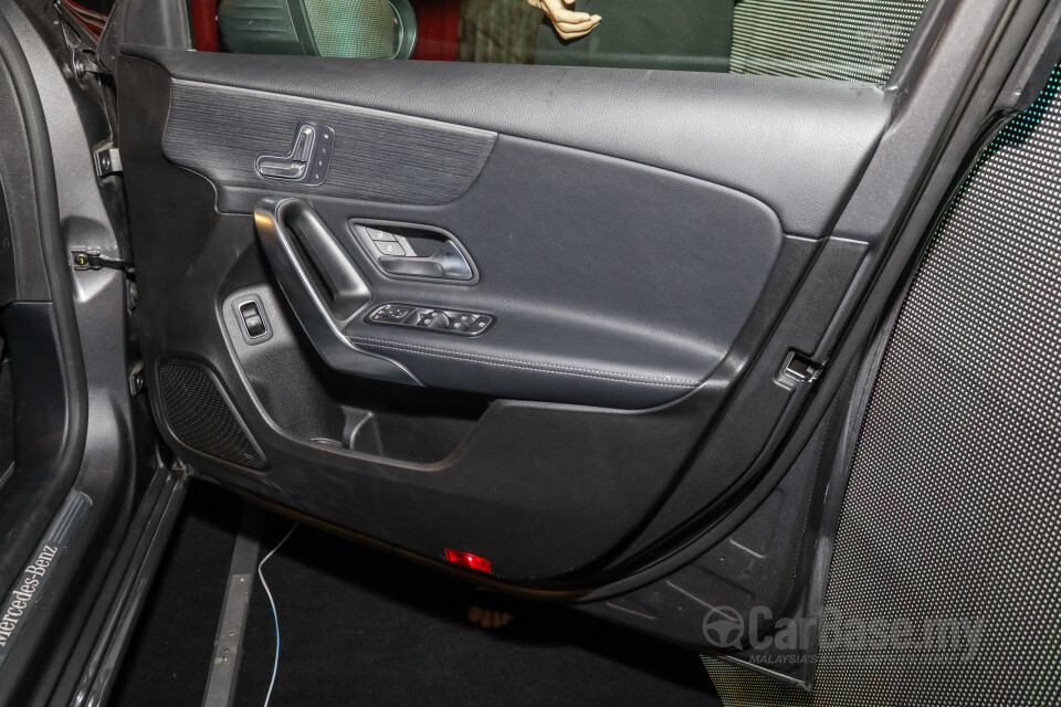 Audi Q5 FY (2019) Interior