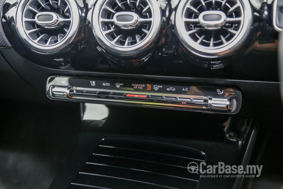 Mercedes-Benz A-Class Sedan V177 (2019) Interior