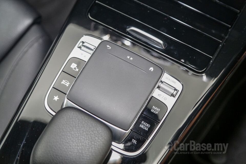 Mercedes-Benz AMG C-Class W205 AMG Facelift (2018) Interior