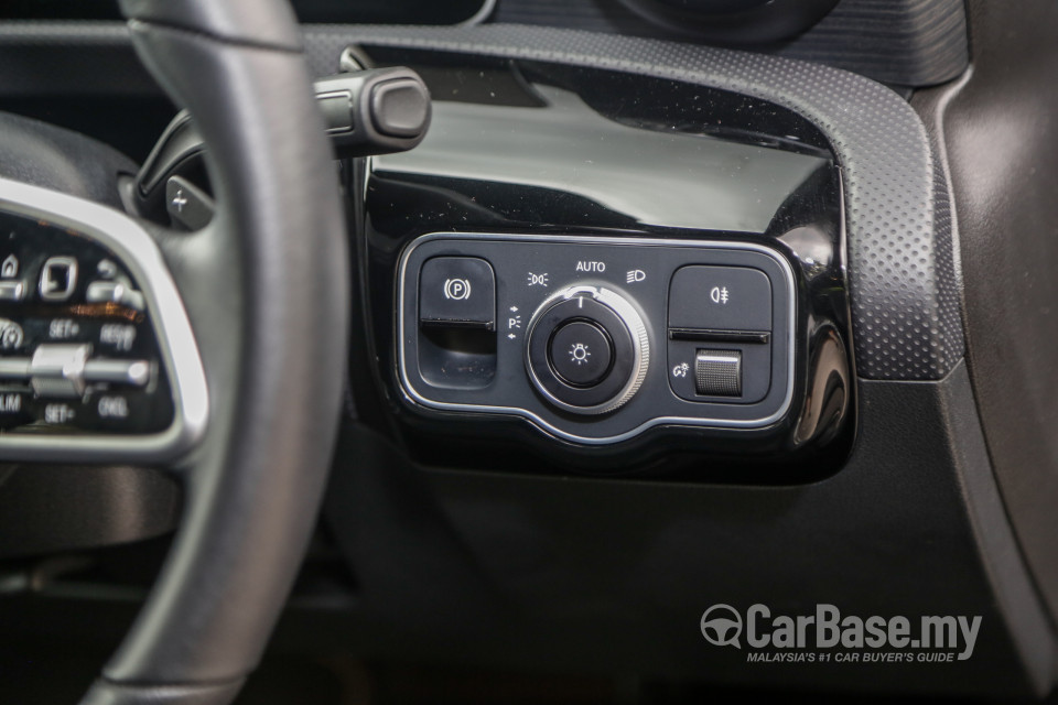Mercedes-Benz A-Class Sedan V177 (2019) Interior