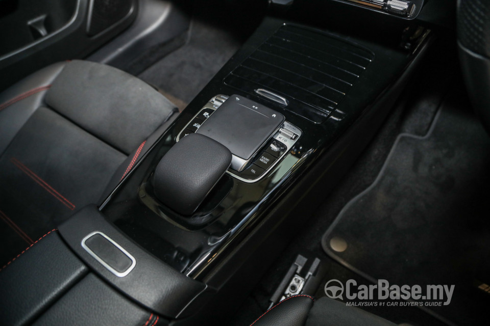 Mercedes-Benz A-Class Sedan V177 (2019) Interior
