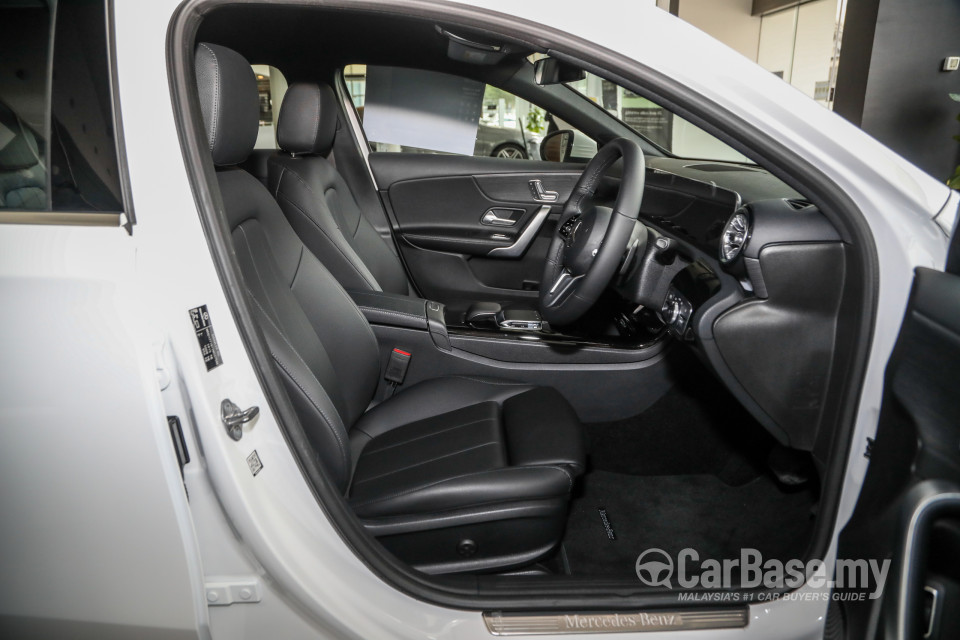 Mercedes-Benz A-Class Sedan V177 (2019) Interior