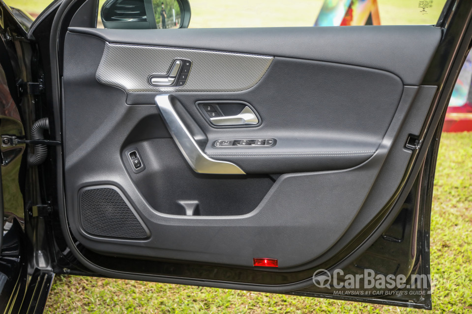 Mercedes-Benz A-Class Sedan V177 (2019) Interior