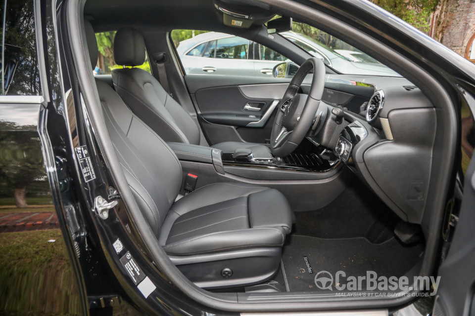 Mercedes-Benz A-Class Sedan V177 (2019) Interior