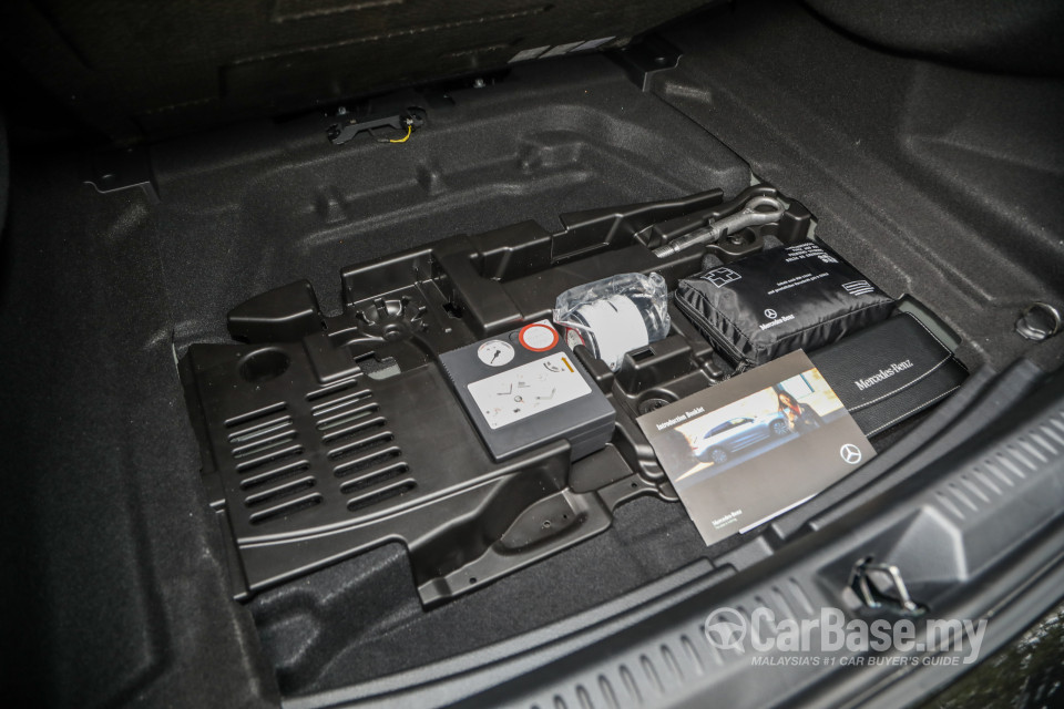 Mercedes-Benz A-Class Sedan V177 (2019) Interior