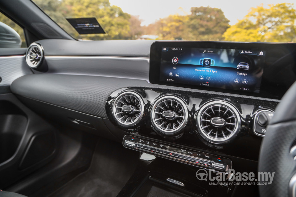 Mercedes-Benz A-Class Sedan V177 (2019) Interior
