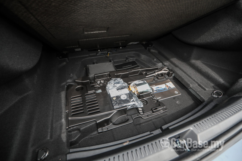 Mercedes-Benz A-Class Sedan V177 (2019) Interior