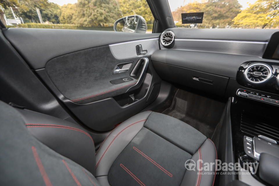 Mercedes-Benz A-Class Sedan V177 (2019) Interior