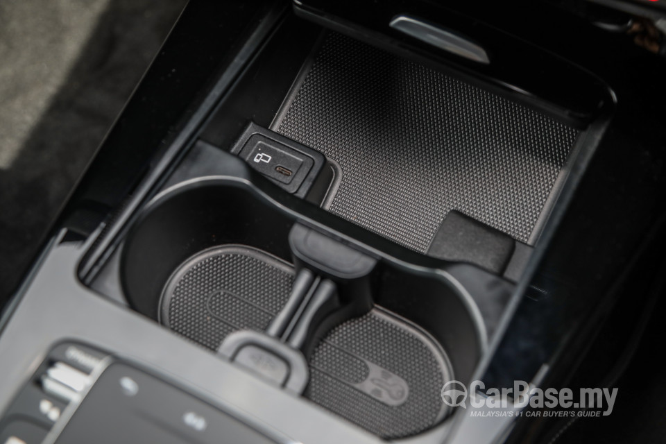Mercedes-Benz A-Class Sedan V177 (2019) Interior
