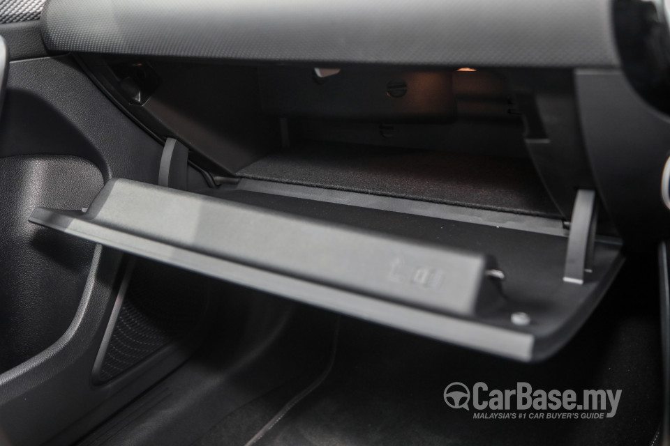 Mercedes-Benz A-Class Sedan V177 (2019) Interior