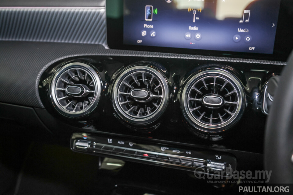 Mercedes-Benz A-Class Sedan V177 (2019) Interior