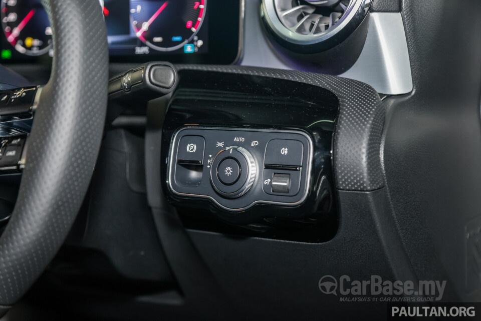 Mercedes-Benz A-Class Sedan V177 (2019) Interior