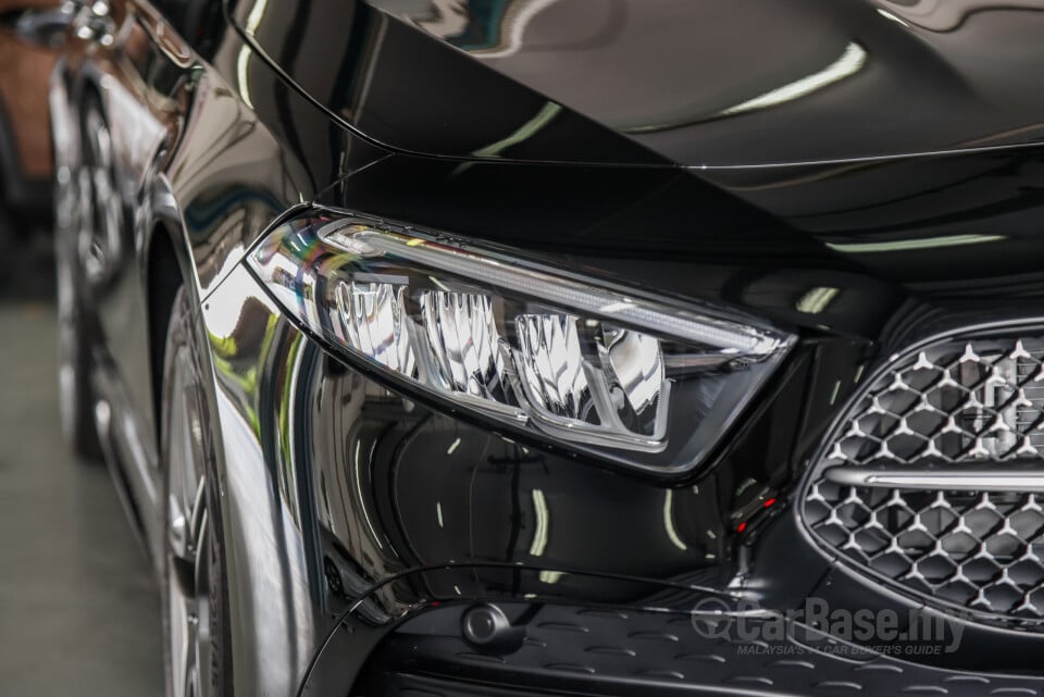 Mercedes-Benz A-Class Sedan V177 Facelift (2023) Exterior