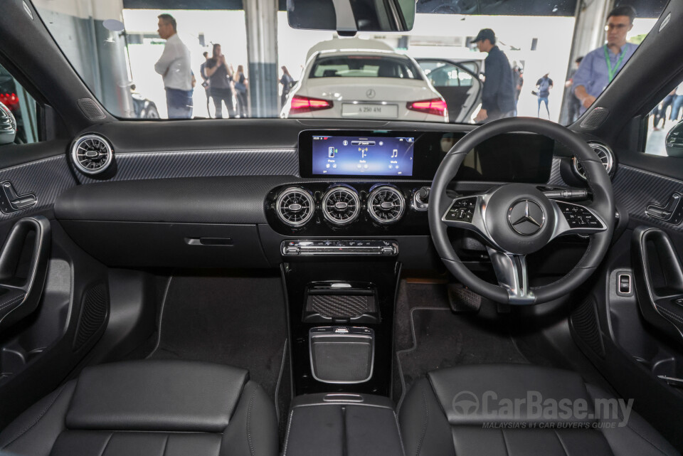 Mercedes-Benz A-Class Sedan V177 Facelift (2023) Interior