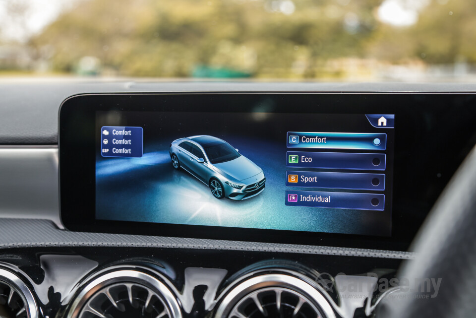 Mercedes-Benz A-Class Sedan V177 Facelift (2023) Interior